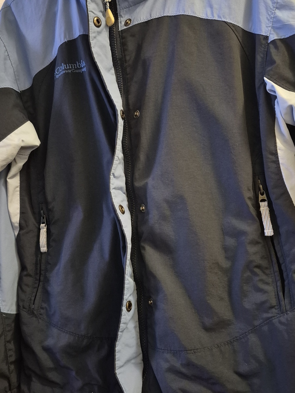 Columbia Navy and Light Blue Outdoor Jacket - Picture 9 of 13